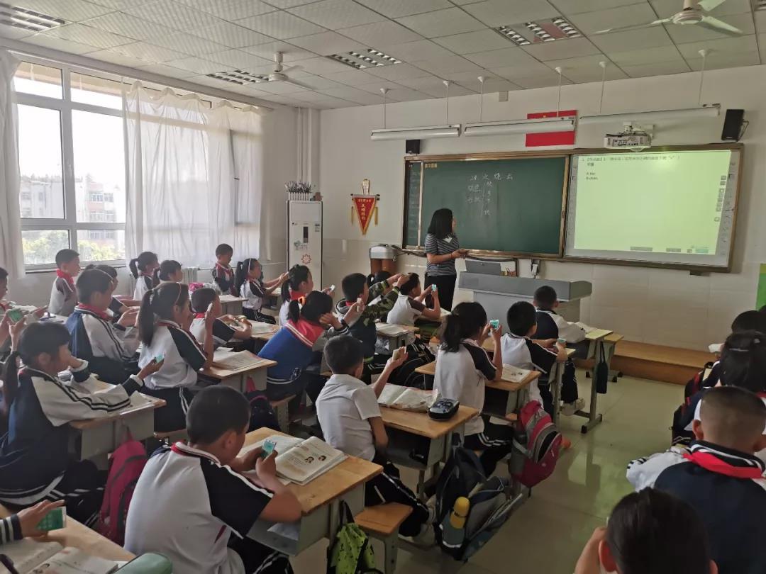 微信图片_20190521180211.jpg 5ce3cd33ba58a.jpg