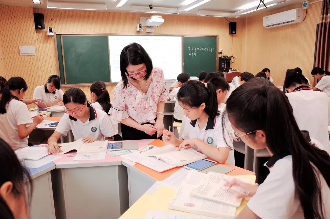 微信图片_20190614132120.jpg 5d032f3518f90.jpg